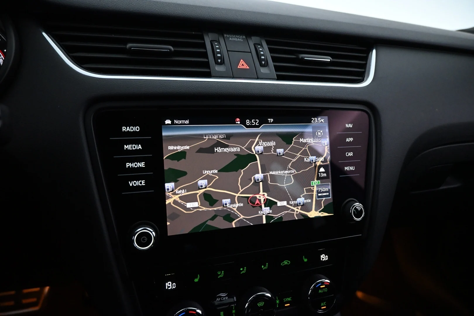 Car Image - cv10tFgoMR17Xz4XF98bd
