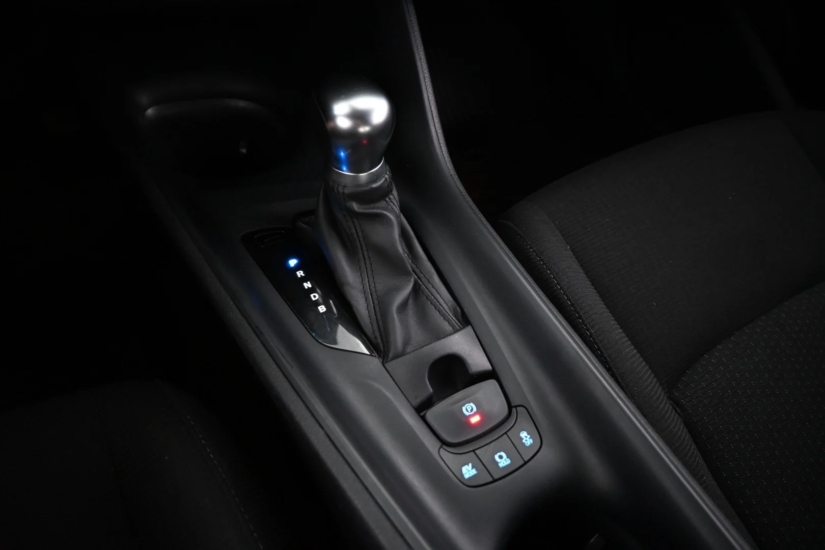 Car Image - 4fwIeX6ZAVDiUPrH1s24yn