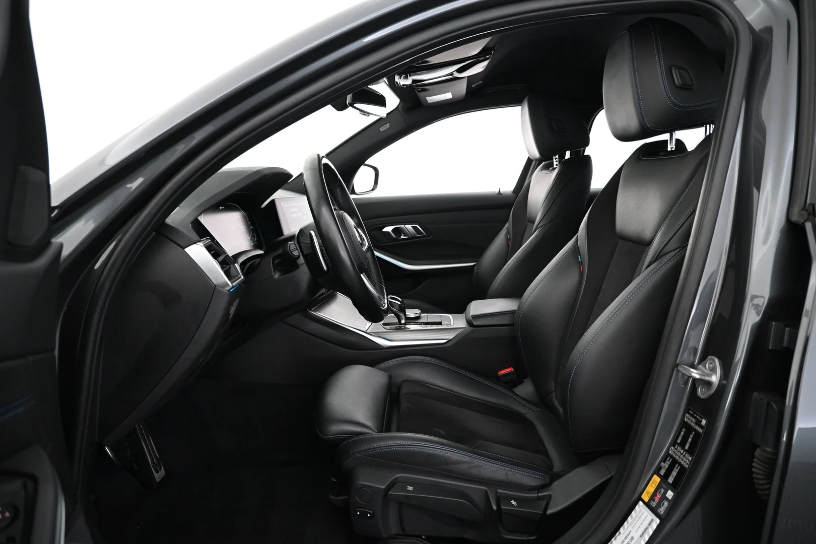 Car Image - 6Vd9XFqgCF77WKNLUTDhoS