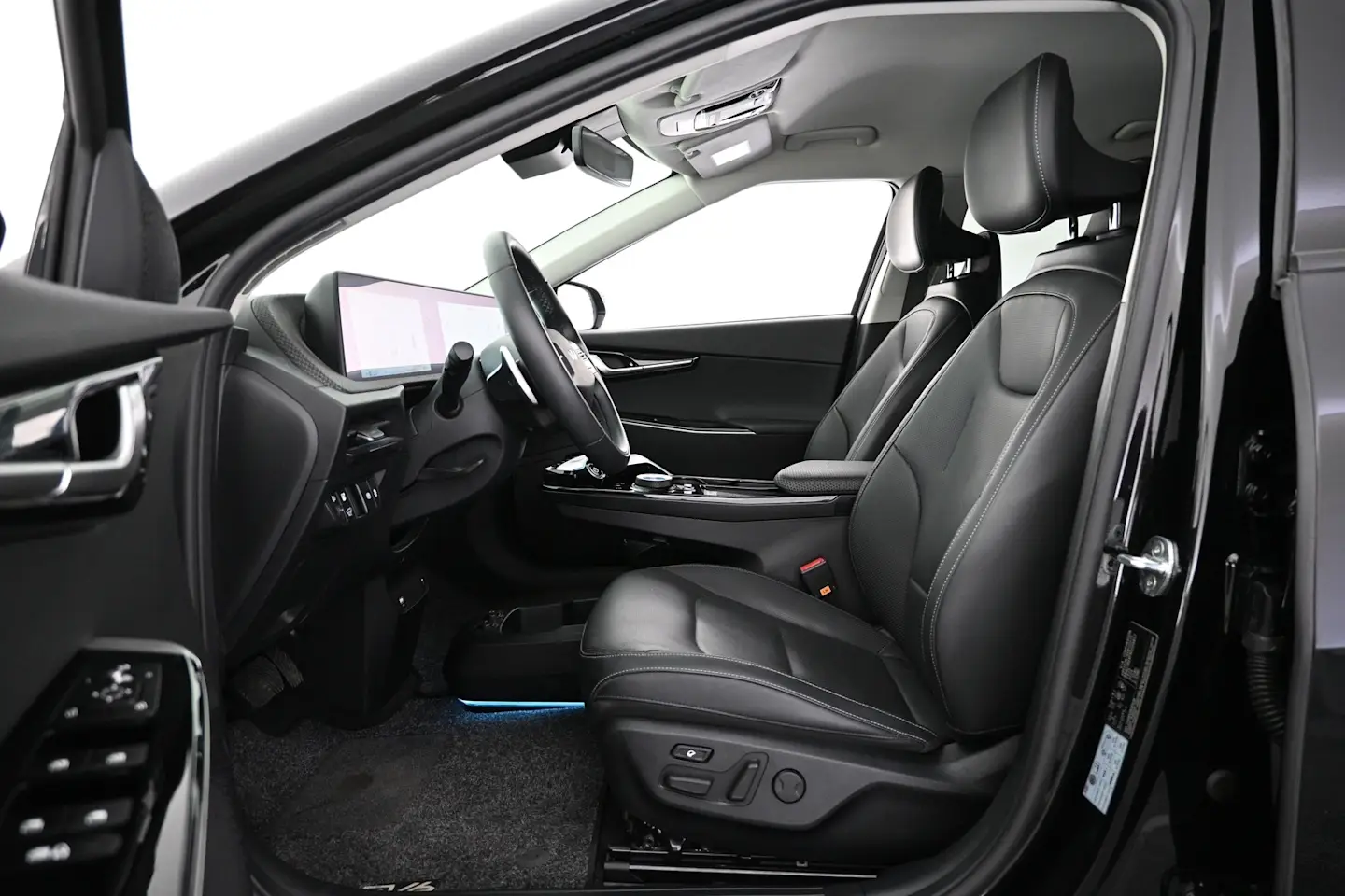 Car Image - 44FQNQpgYPIhMll34QDOgN