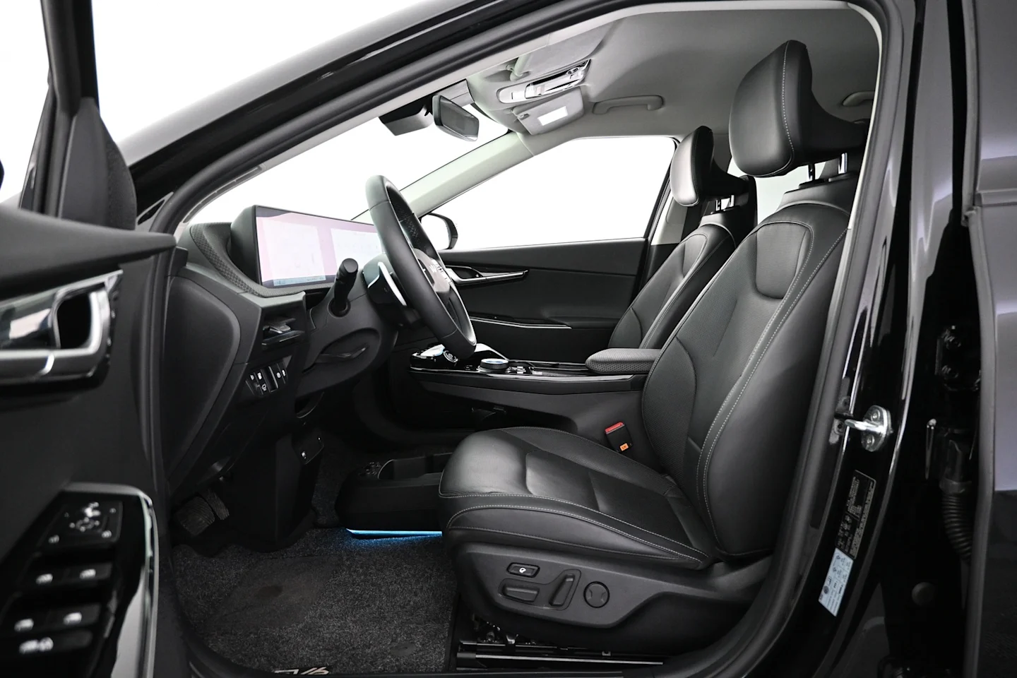 Car Image - 44FQNQpgYPIhMll34QDOgN