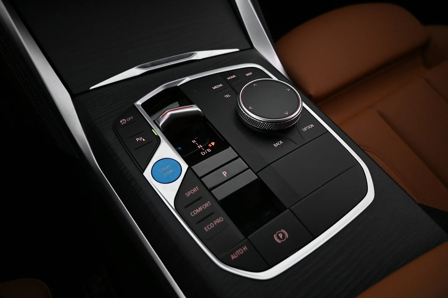 Car Image - 3OipEAFjXyLf0DoEVvckme
