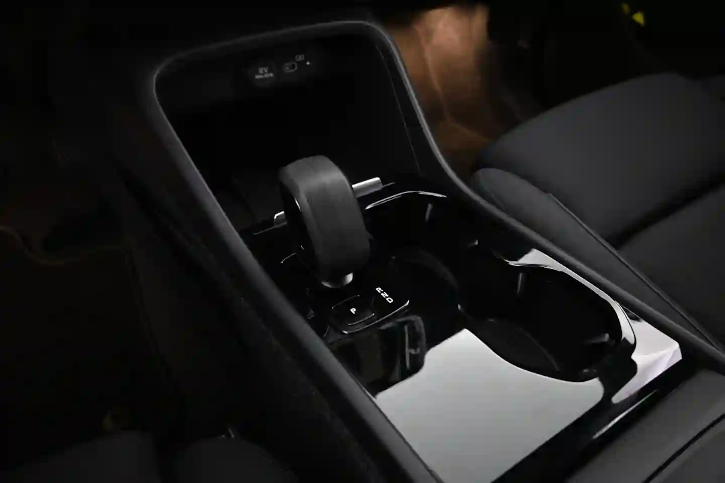 Car Image - 5Trkk5waYZkhUoCrrbdSGx