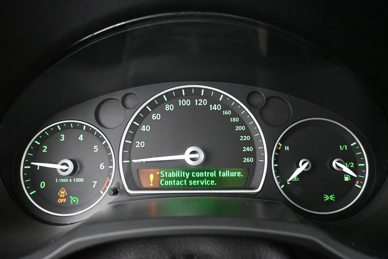 Car Image - 6E2EwOge2NHXf2IOn43Sav