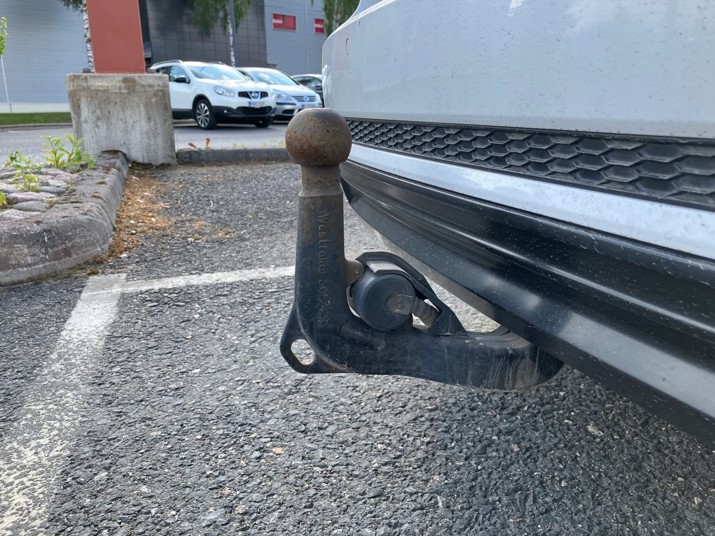 Car Image - 3UZruwJqmqKRbWhj7mAYOR