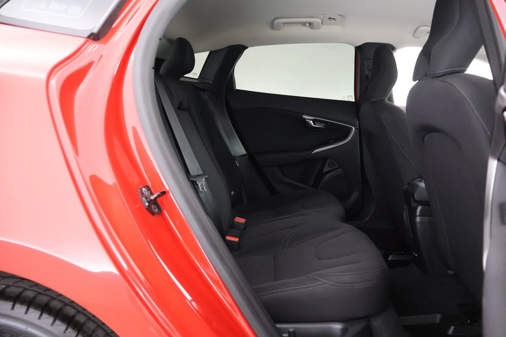 Car Image - 5RMRuY0oq7fQWw7xech4A1