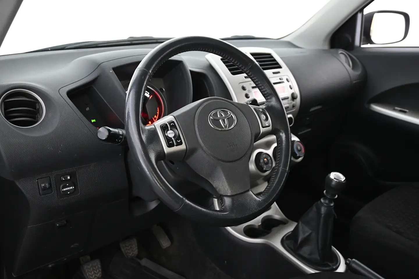 Car Image - 5QOaGqkAD7yz6yb10UBwcn