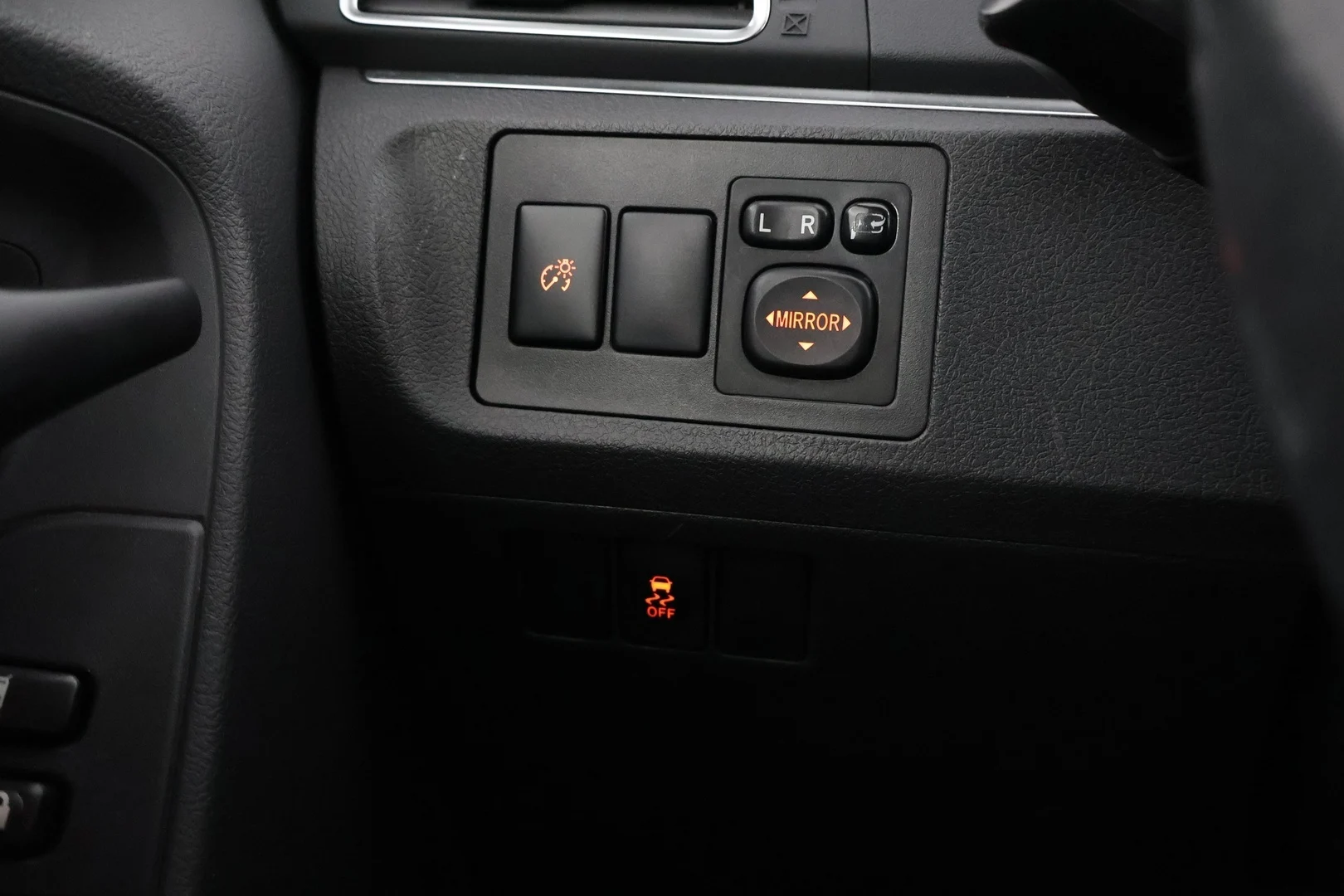 Car Image - 1jQghvWvq6ei3ipZokEII8