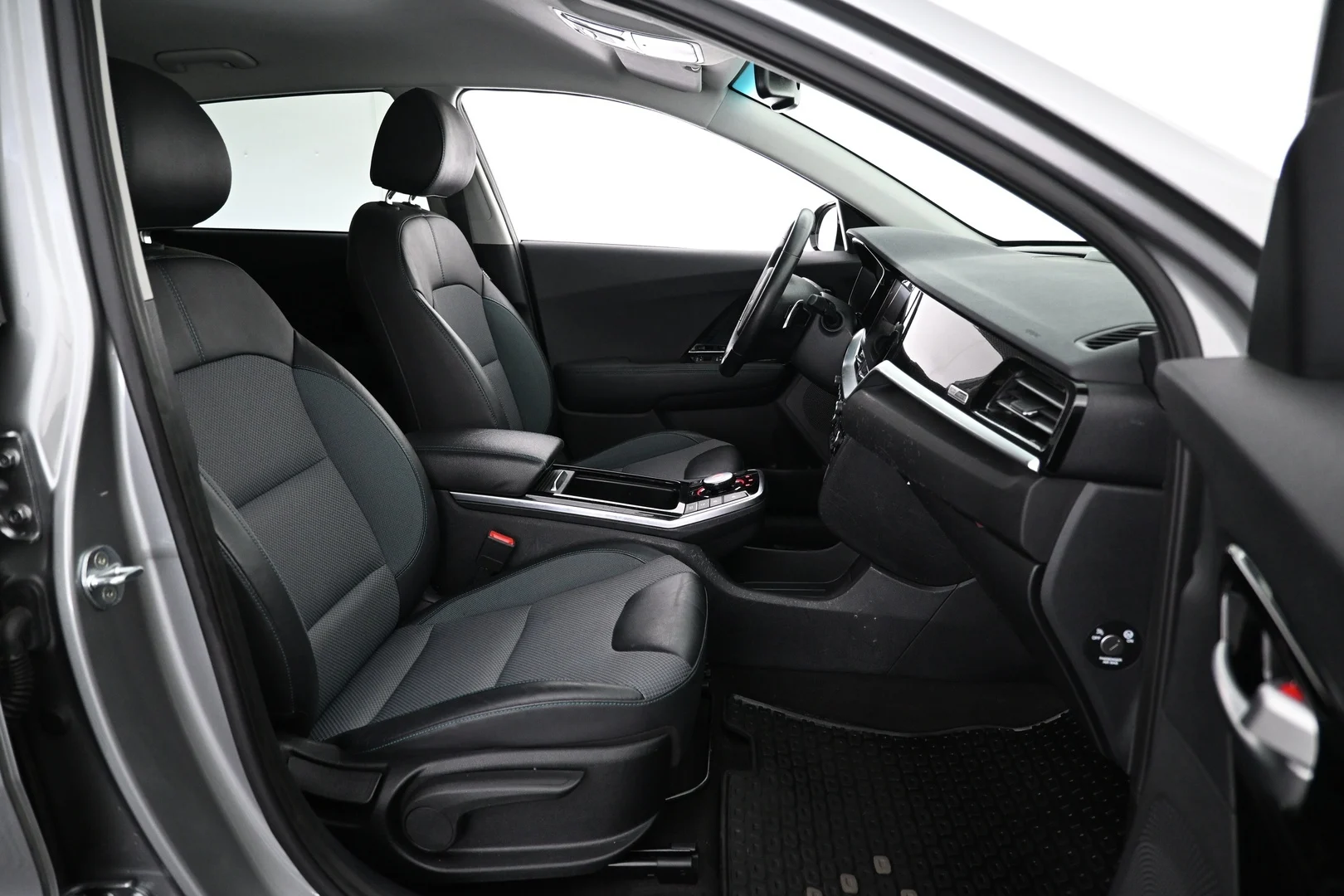 Car Image - DayqE7GuJiqokbAOkVQ4H