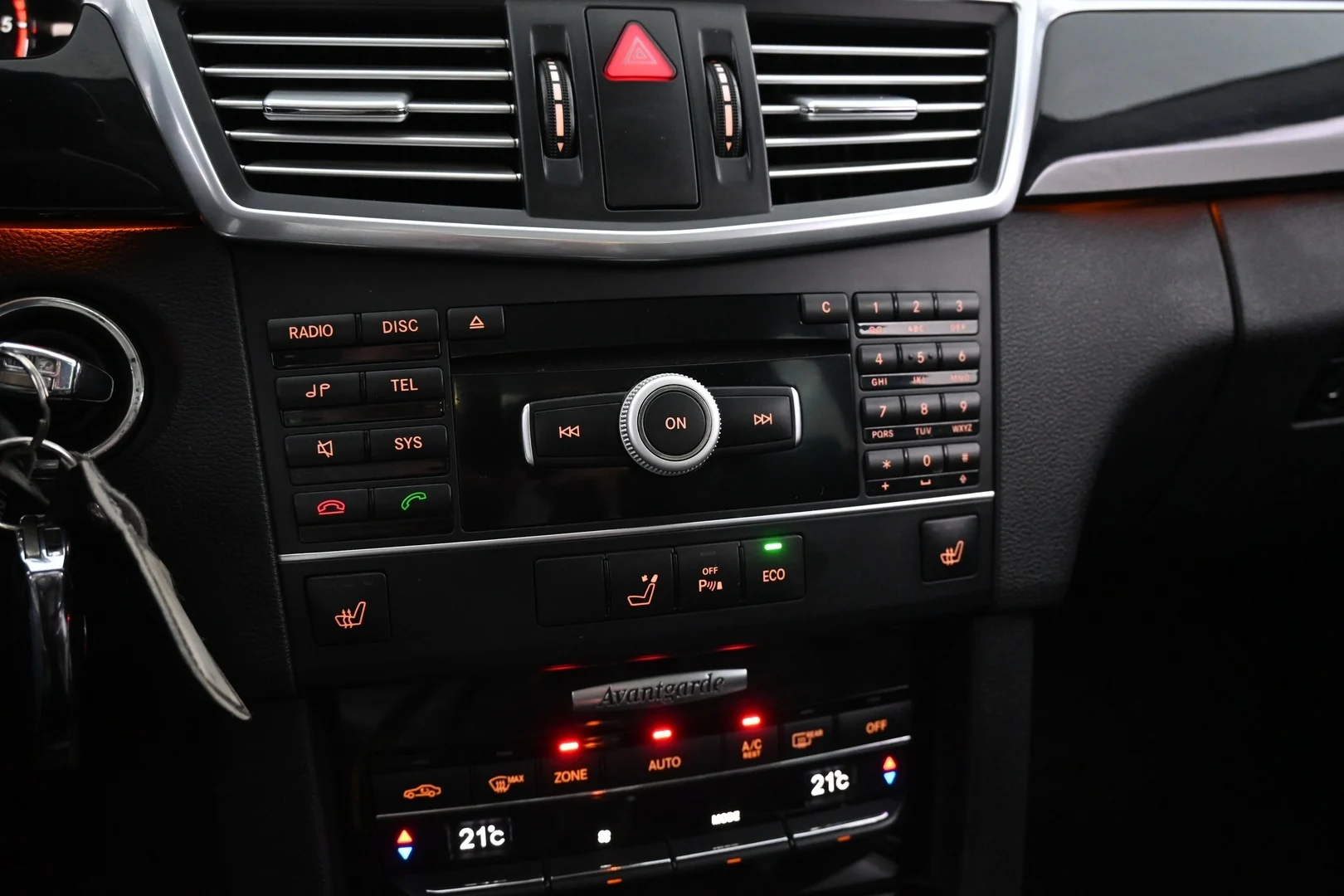 Car Image - 4vf7OSKgoInvZSwtTvMY0p