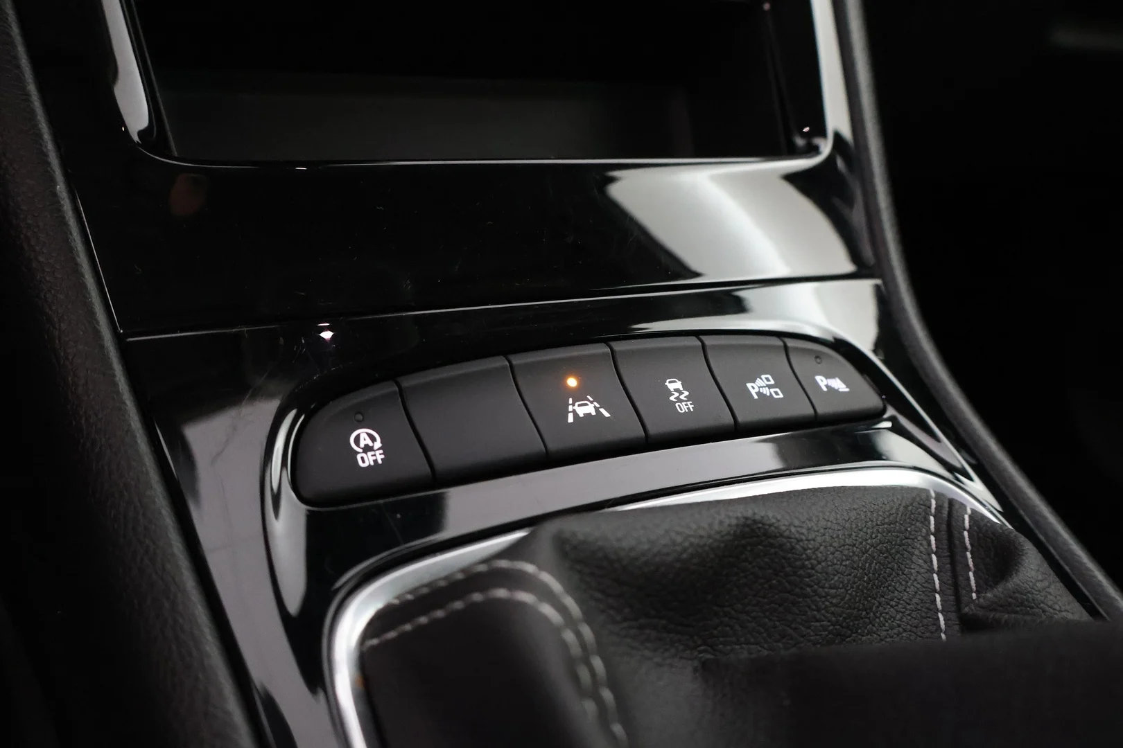 Car Image - 4rfiVxeGEvyf1hkcuzsfl5