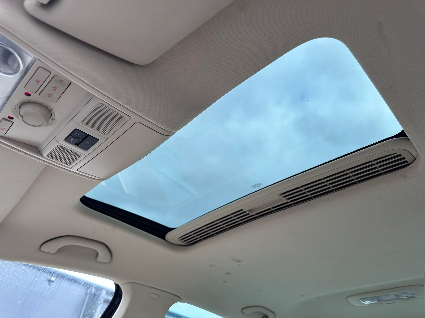 Car Image - 6Pzg04TfHC0PLLzvw6NVRv