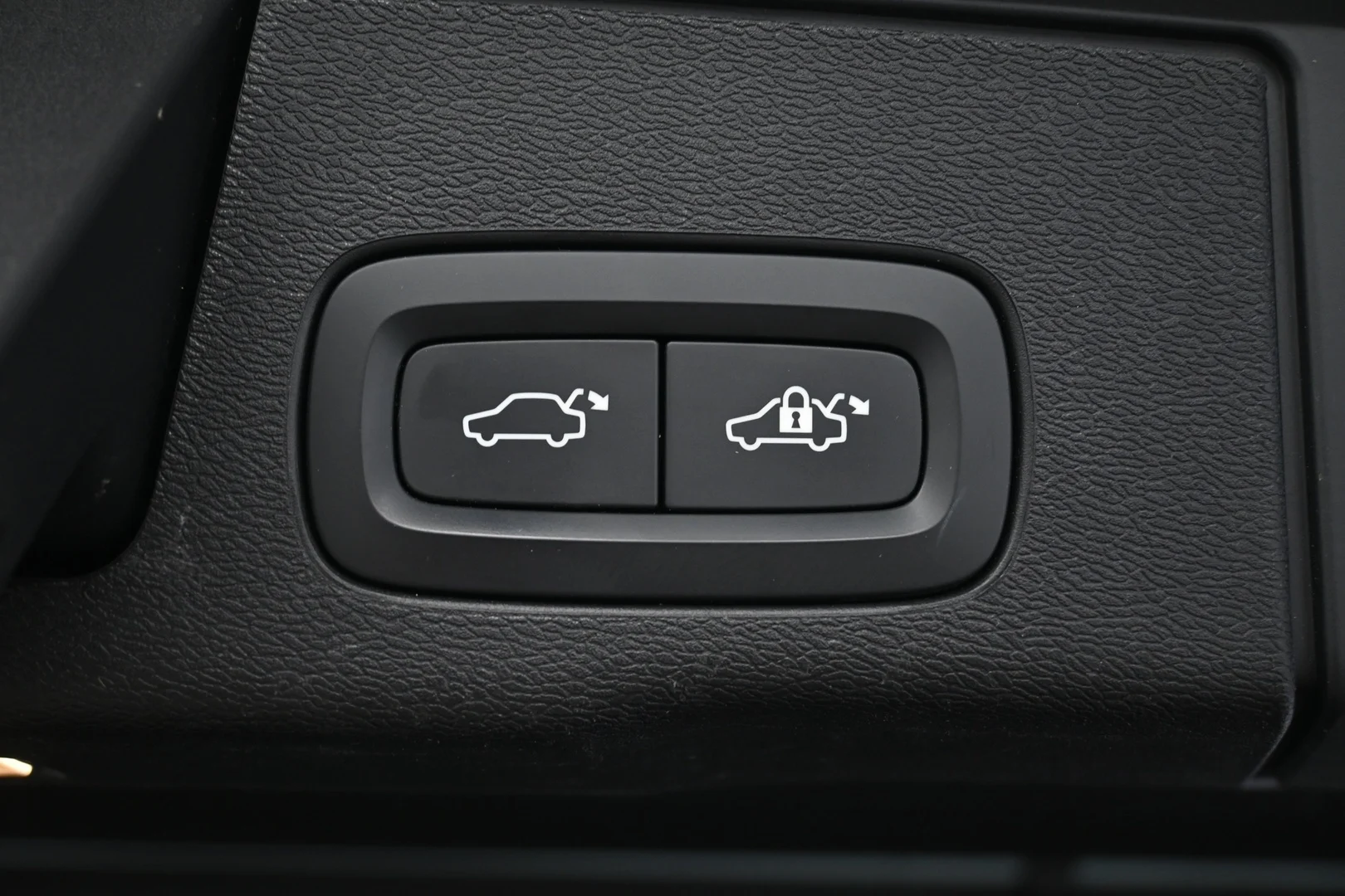 Car Image - 50HmDfjuOl4fXym6D07xak