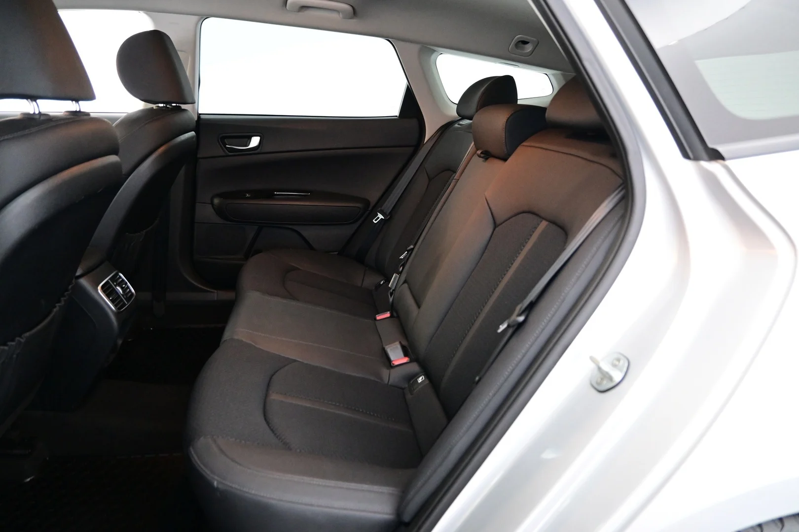 Car Image - 60mAIehwfxyvC291LOlCwz