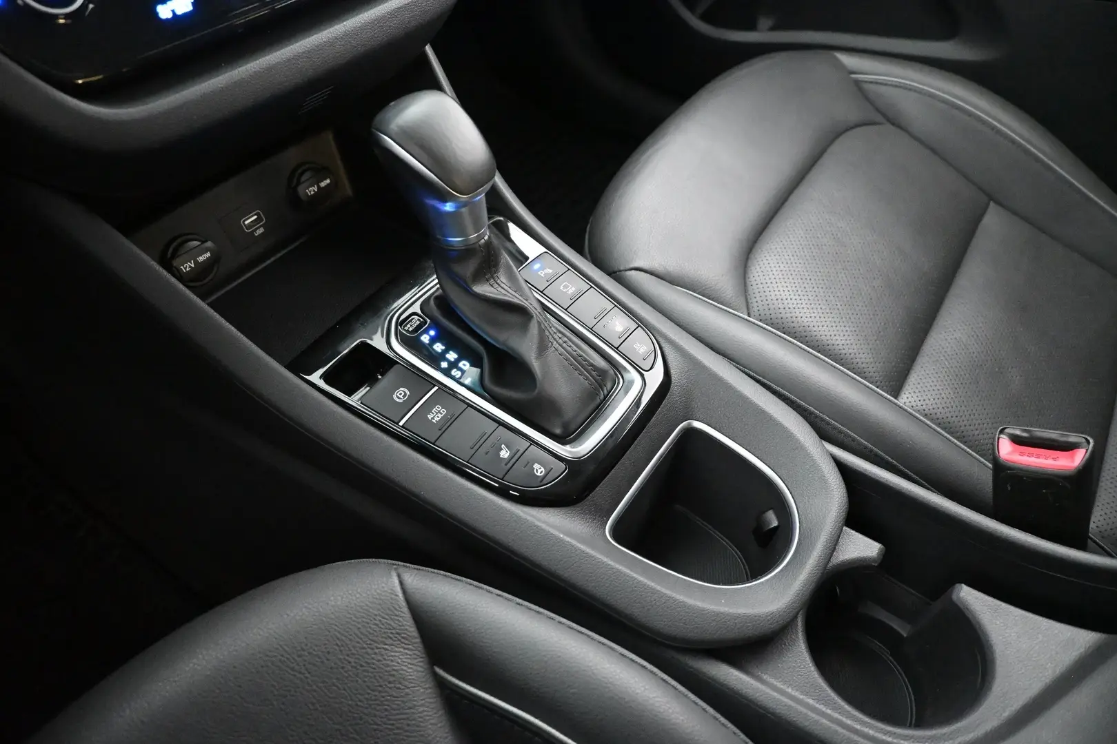 Car Image - 33sIctCa3a0nfm4K22bIgj