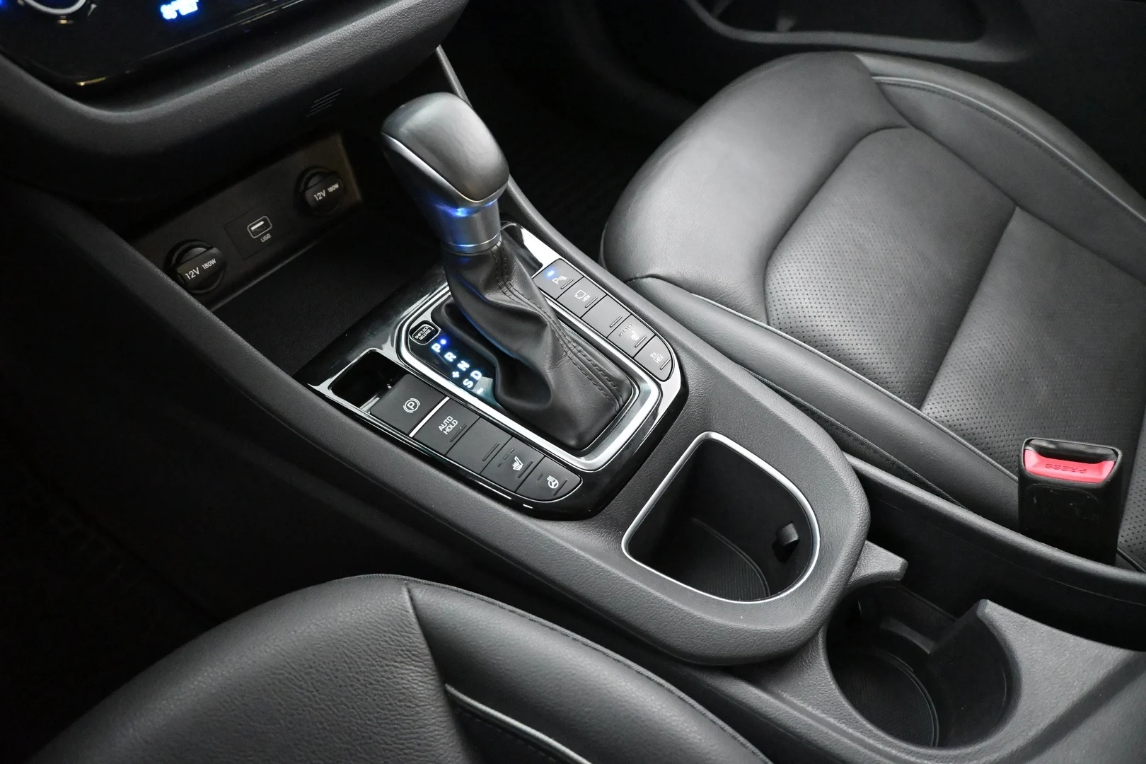 Car Image - 33sIctCa3a0nfm4K22bIgj