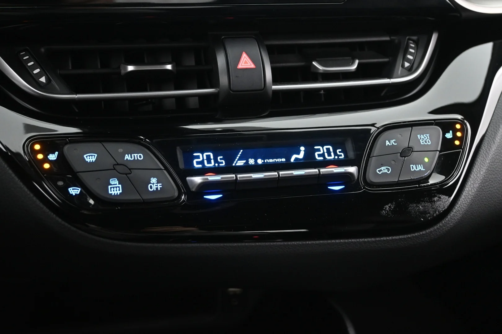 Car Image - 2tW8CuKybkduDbtW9V2pYN