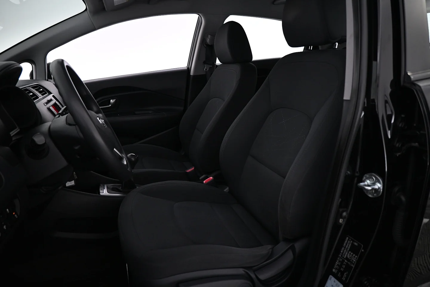 Car Image - 2mYIZjvMkQYp3XjM5w3gtI
