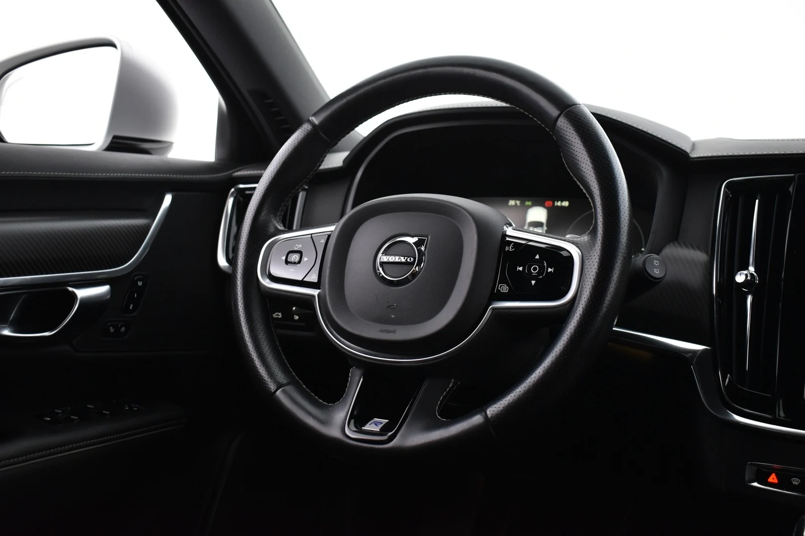 Car Image - 7yIu03zoNdS25YDColf2ev