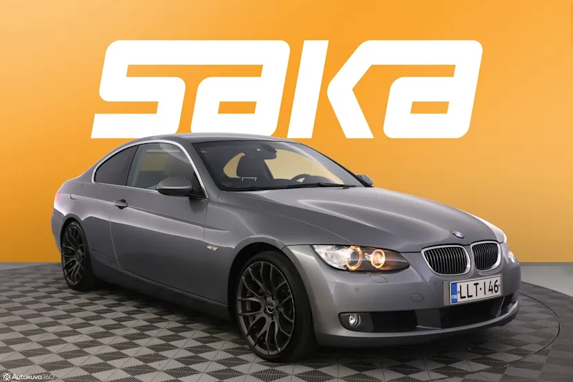 BMW 330