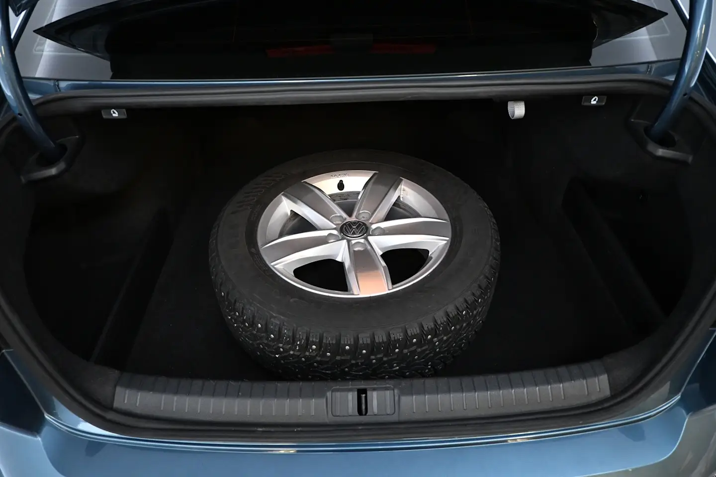 Car Image - IJJO8HXMd59KJf3gG3PWr