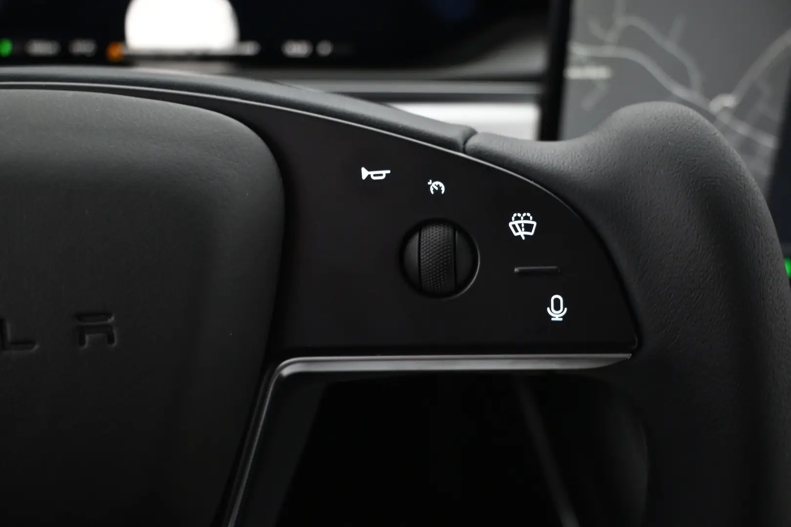 Car Image - 48ihubgTNAe2Ph50H3hqaN