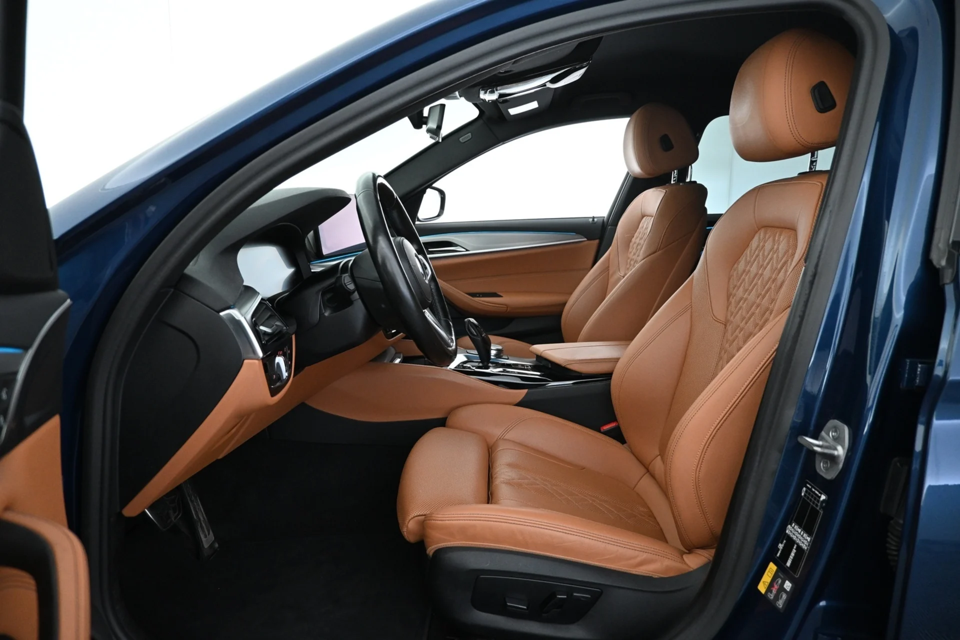 Car Image - 4svbnr6kNvWleVNJlP1y7p