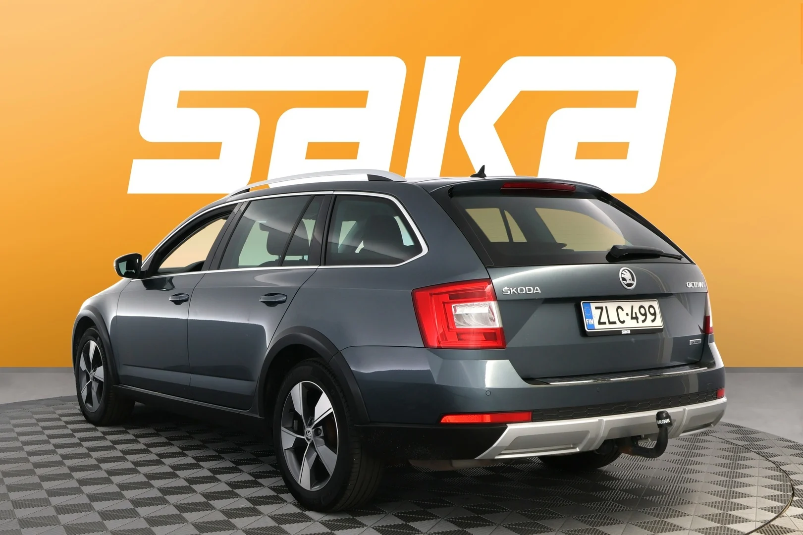 Car Image - 2ENxO85pcpdVr3J3Xudyyy