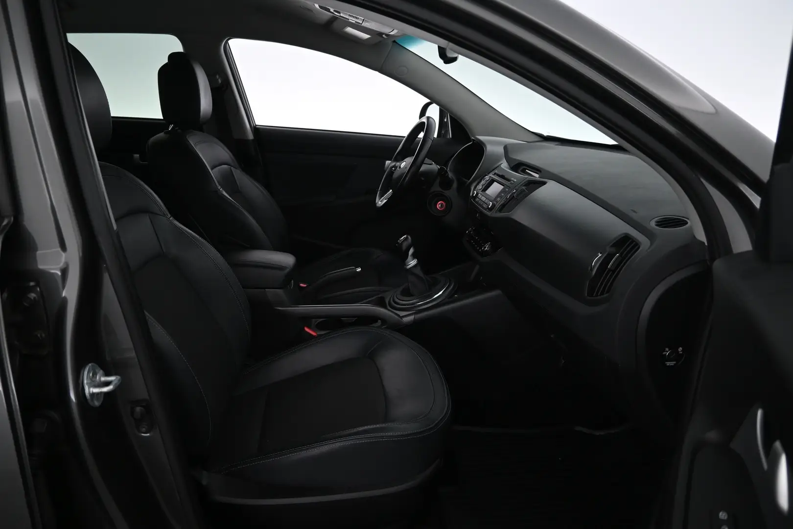 Car Image - 7bsJpUb39fROl6dMJD6Jjw