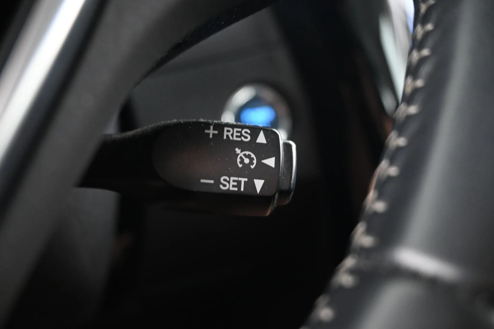 Car Image - 1YJoG7vlChOuRUp4UGqs9