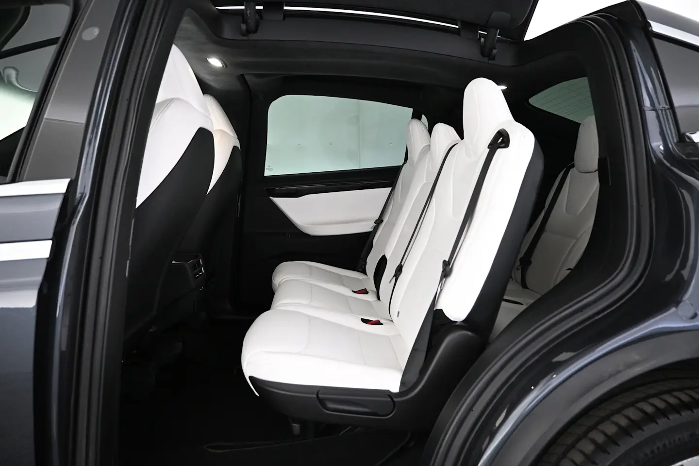 Car Image - 6wgkmkXncPQ3AyYF47vQZf