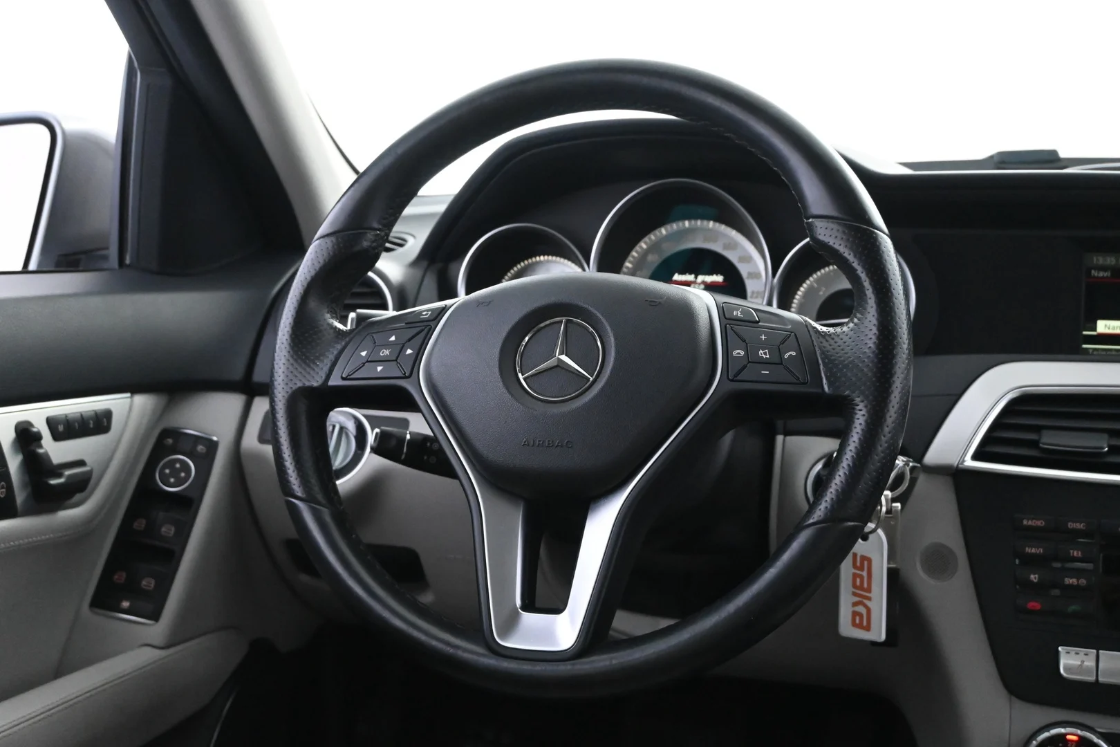 Car Image - 4L31t0mawZvm7aacTdazIp
