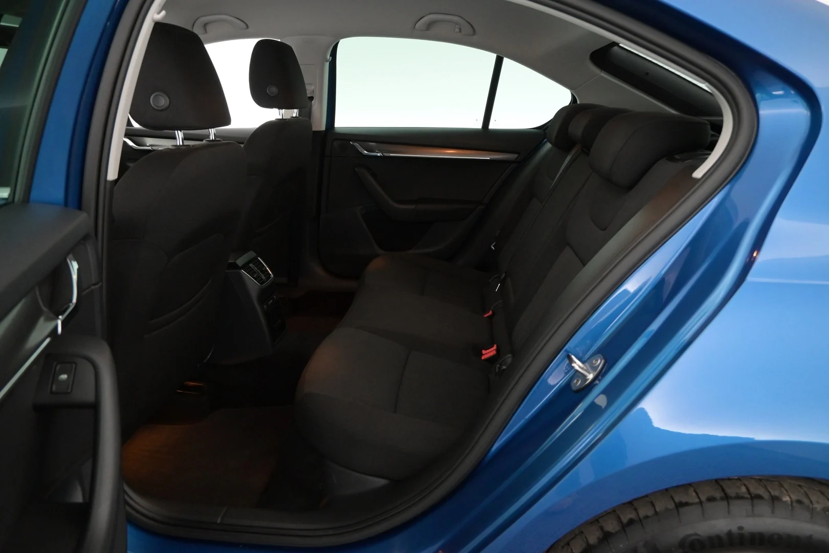 Car Image - 7c22Do19qa1cy0ikMQ6ao