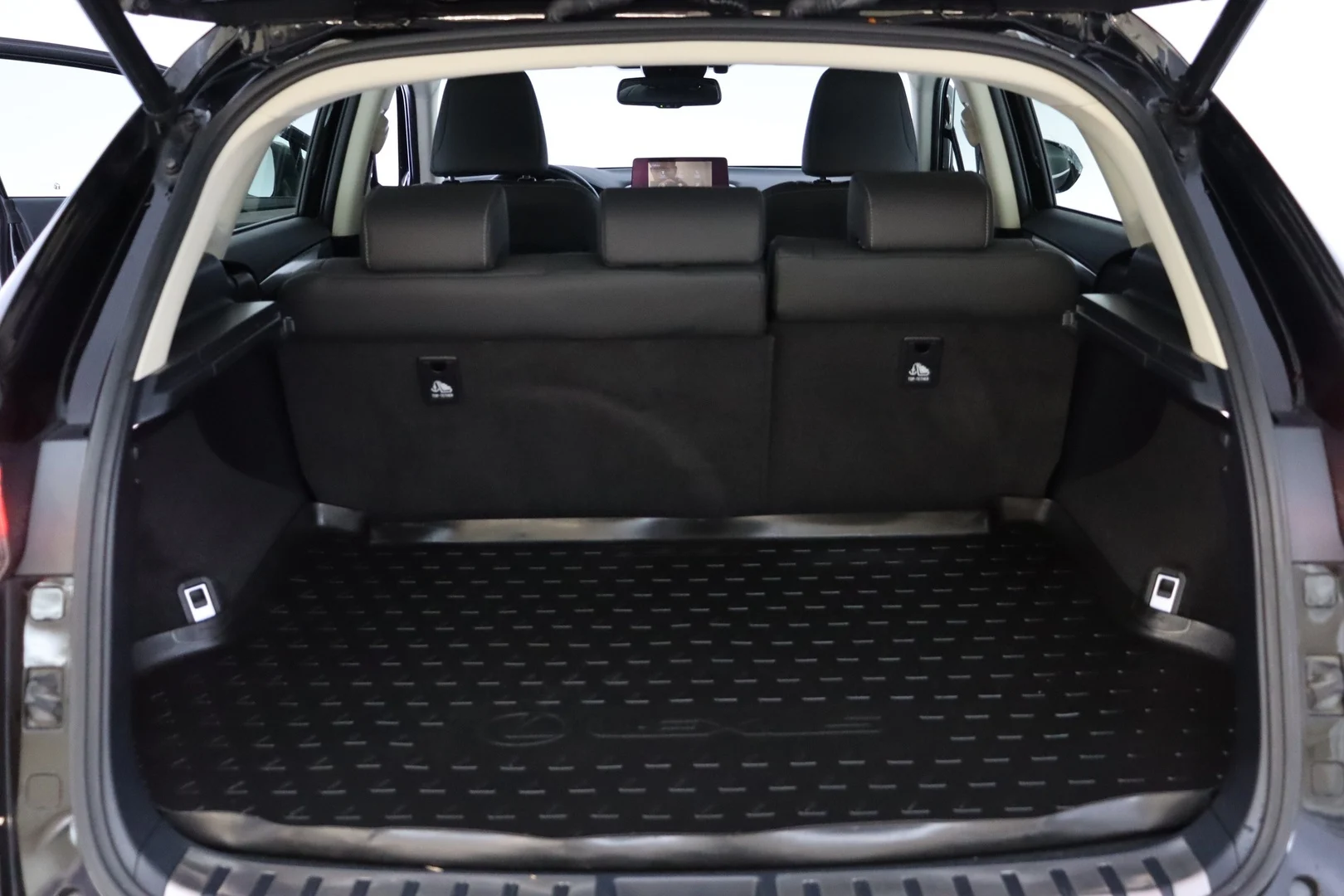 Car Image - 2ATPiAt87hCFxB7mKysTaV