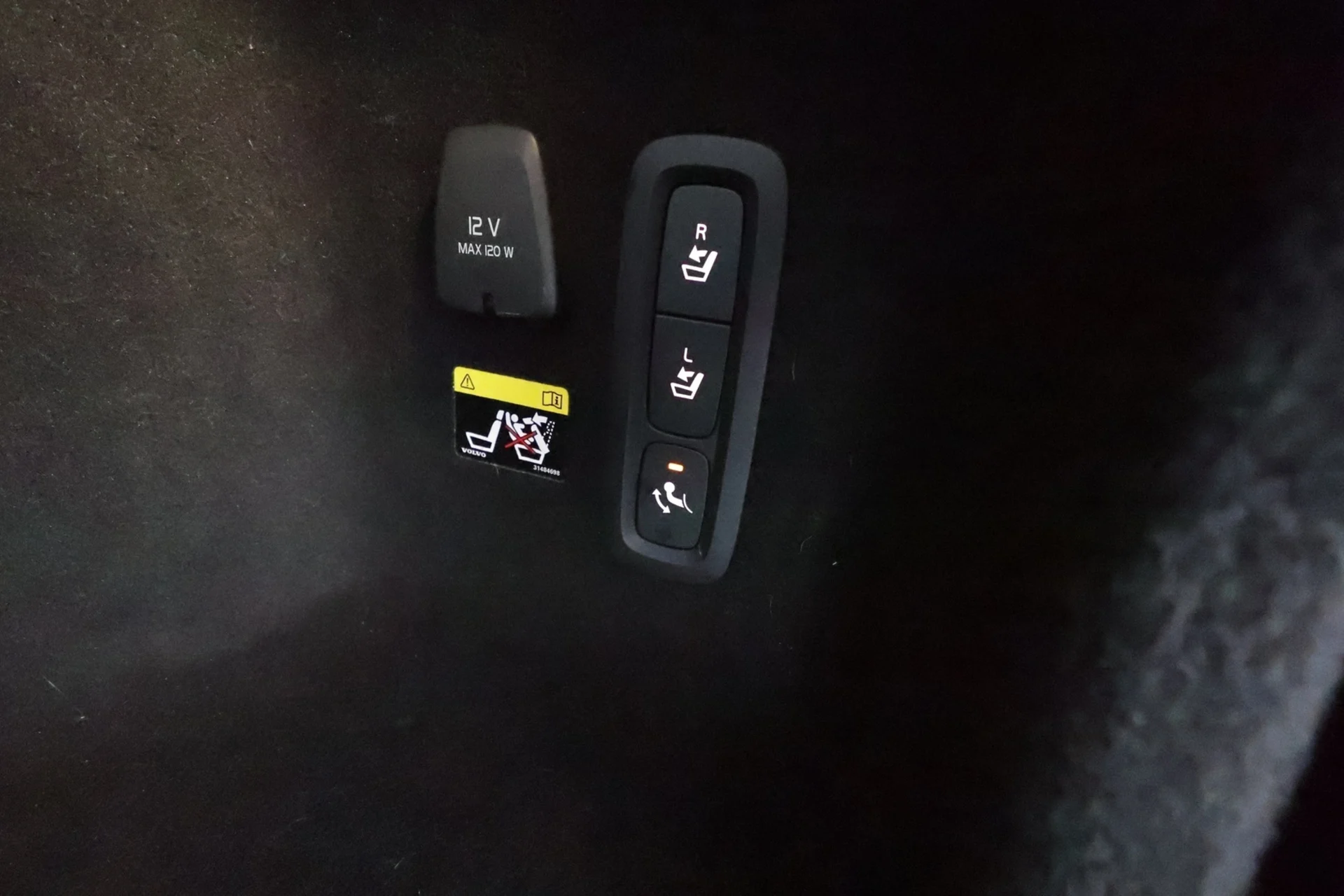 Car Image - 2oQnU4J5rh0TK5cJneX9qk