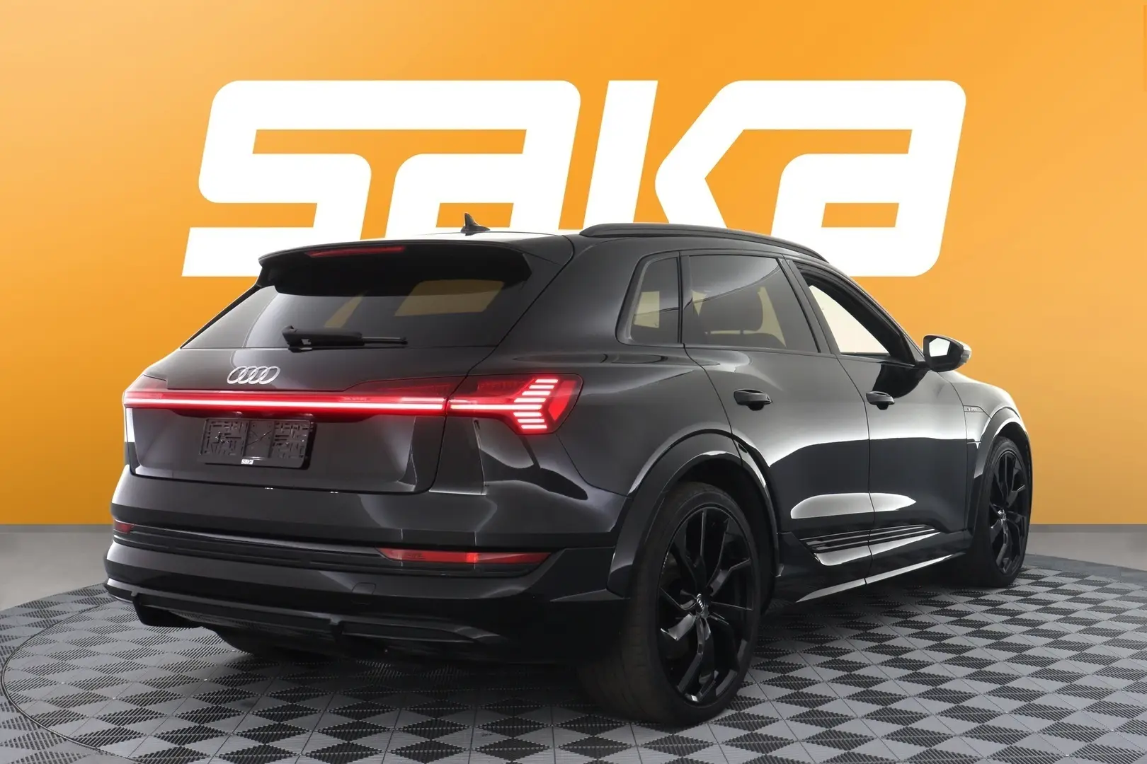 Car Image - G7NRYgIgJqqBdutQO3psc
