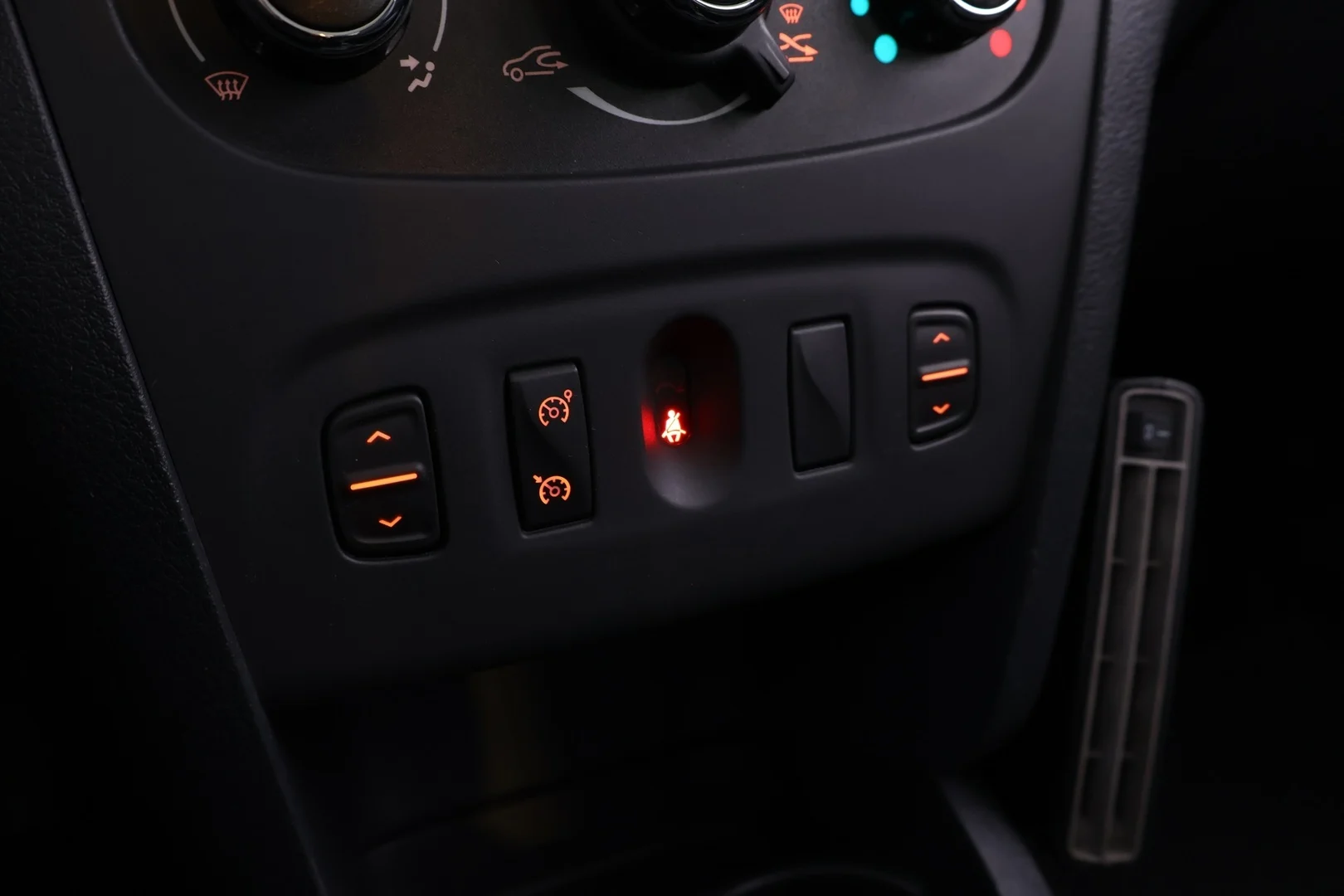 Car Image - OnawQlCJ6OCP8zspSQneH