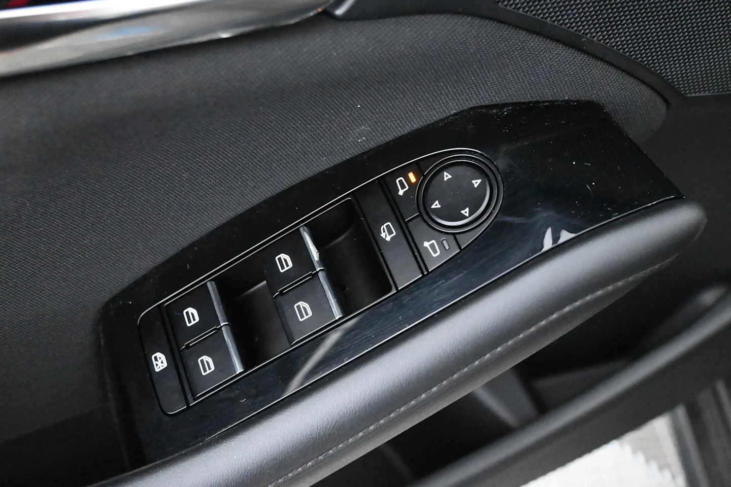Car Image - 52gsjqks1RntO9EN4RbI5a