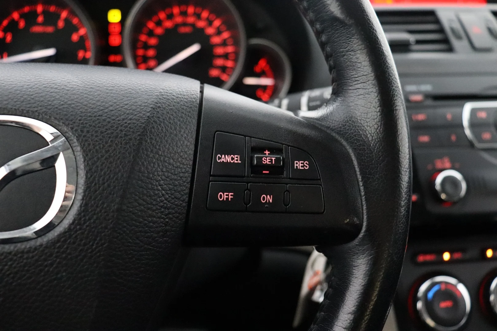 Car Image - 2PR89tnD9Ifop46yZSgsuf