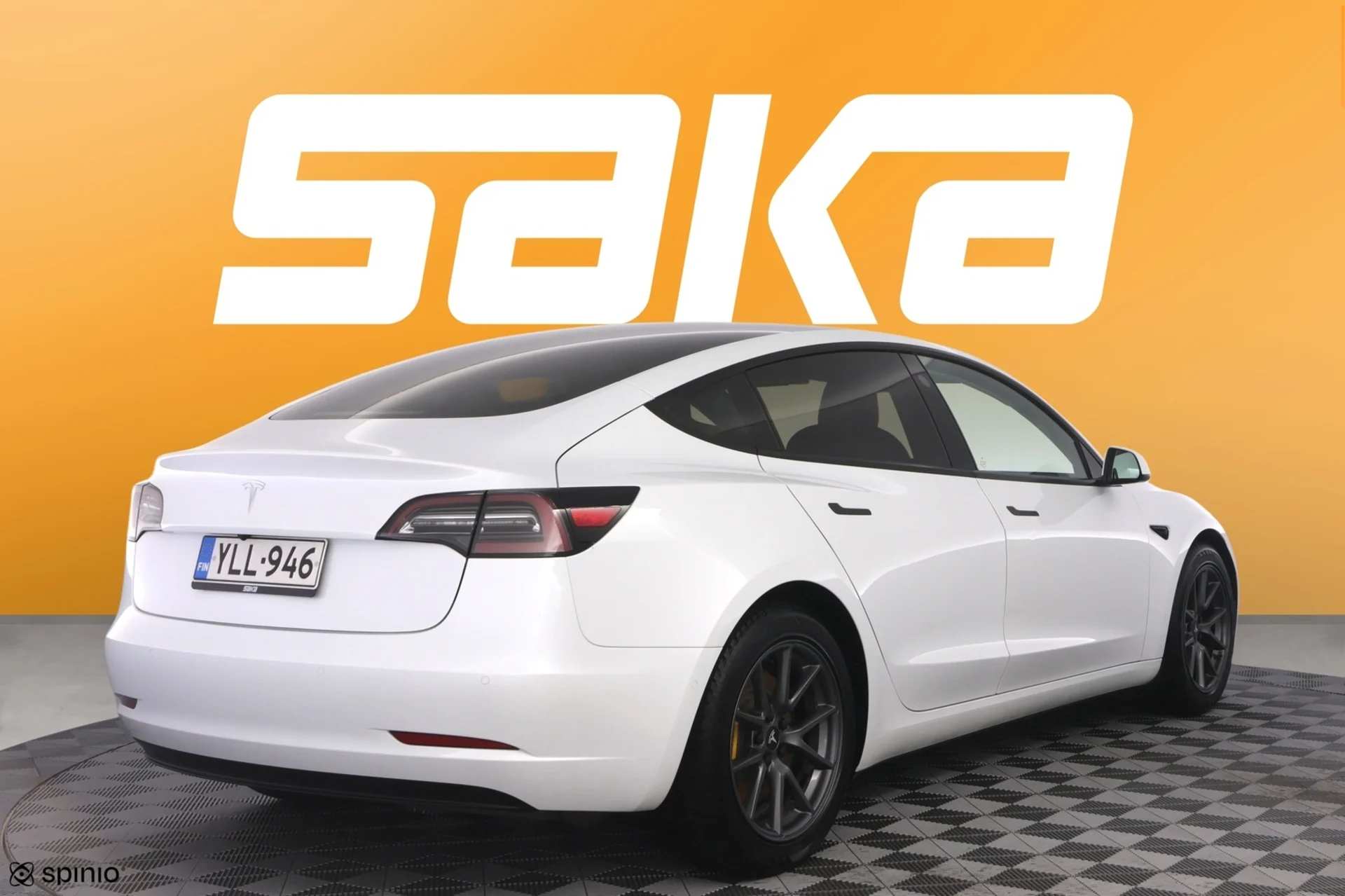 Car Image - 17iFfma0fzE860T9CVjdm0