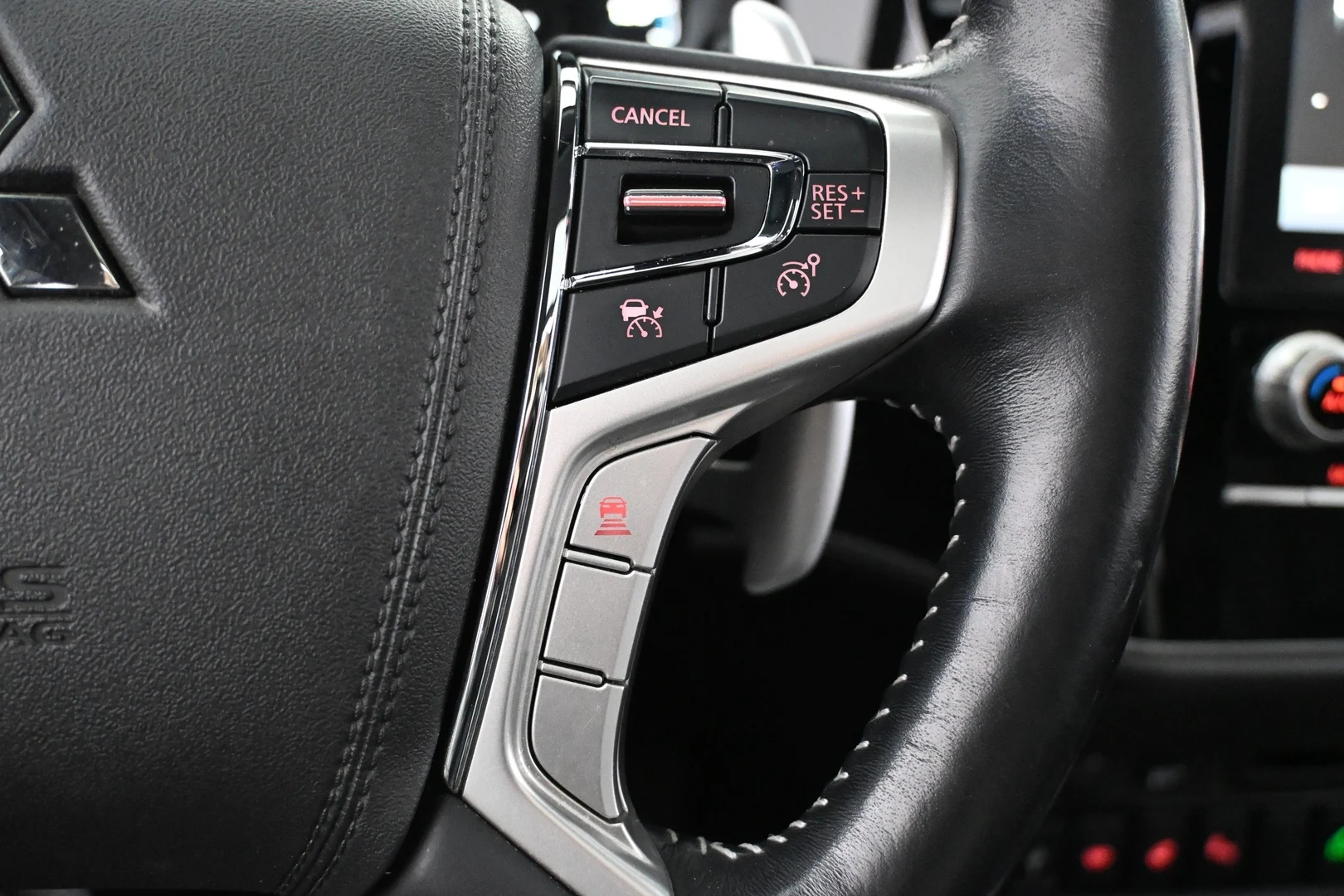 Car Image - 40vgJmYeWew0nofSkwdpcS