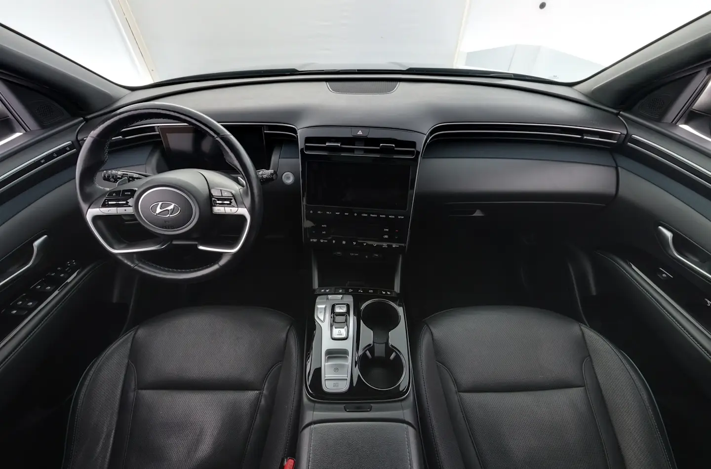 Car Image - 6vVsIx1caiz5VLXZdNOECi