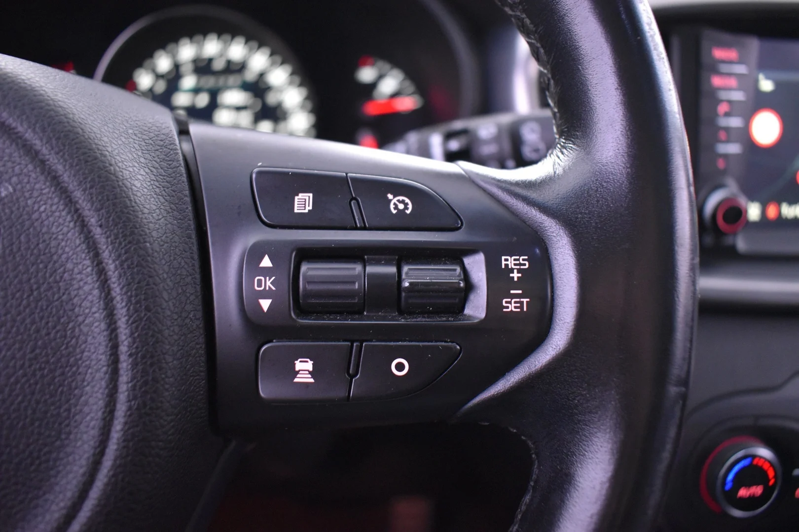 Car Image - Gvs1S1CtvCkX3dCba9ZgV