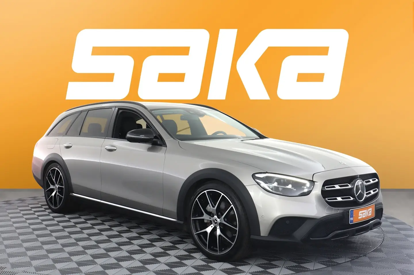 Car Image - 3PQm1YkJIRgl0e9BLc75BP