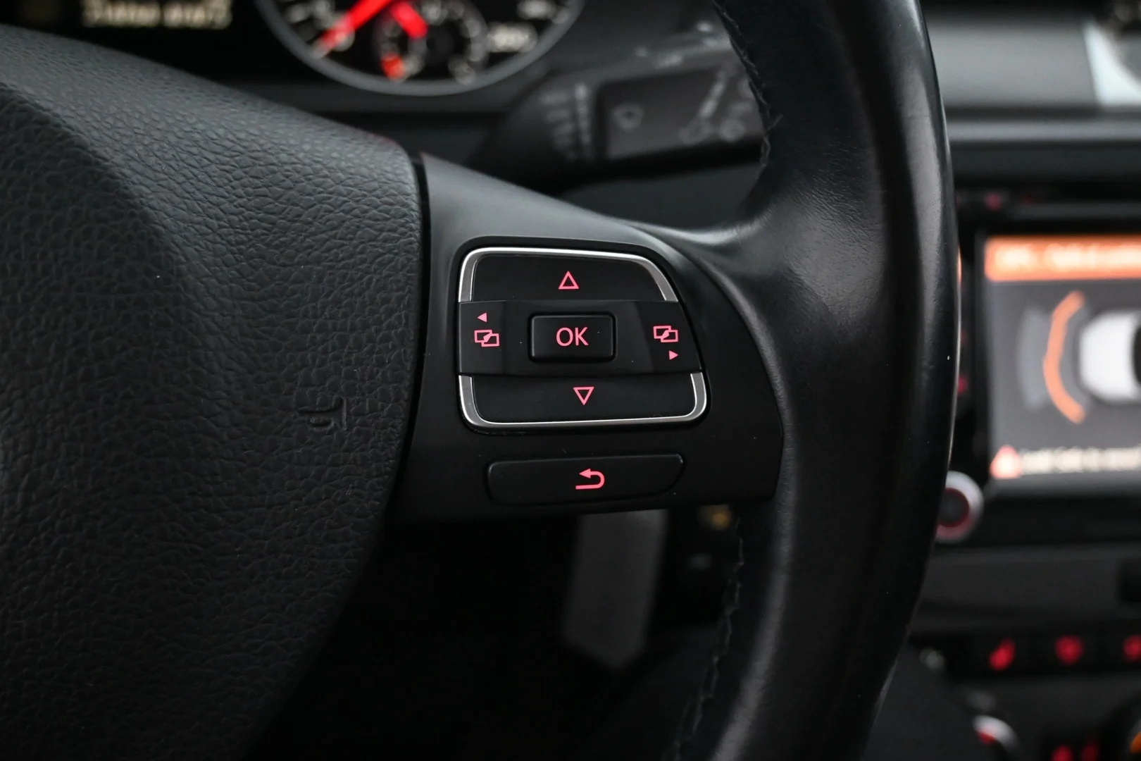 Car Image - QJYxnzYCuUiD9bzQGnQhi