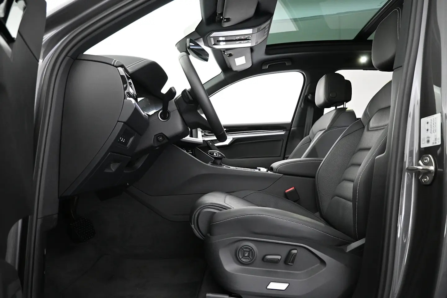 Car Image - 31z33pbrFM4IFXllkkKhvB