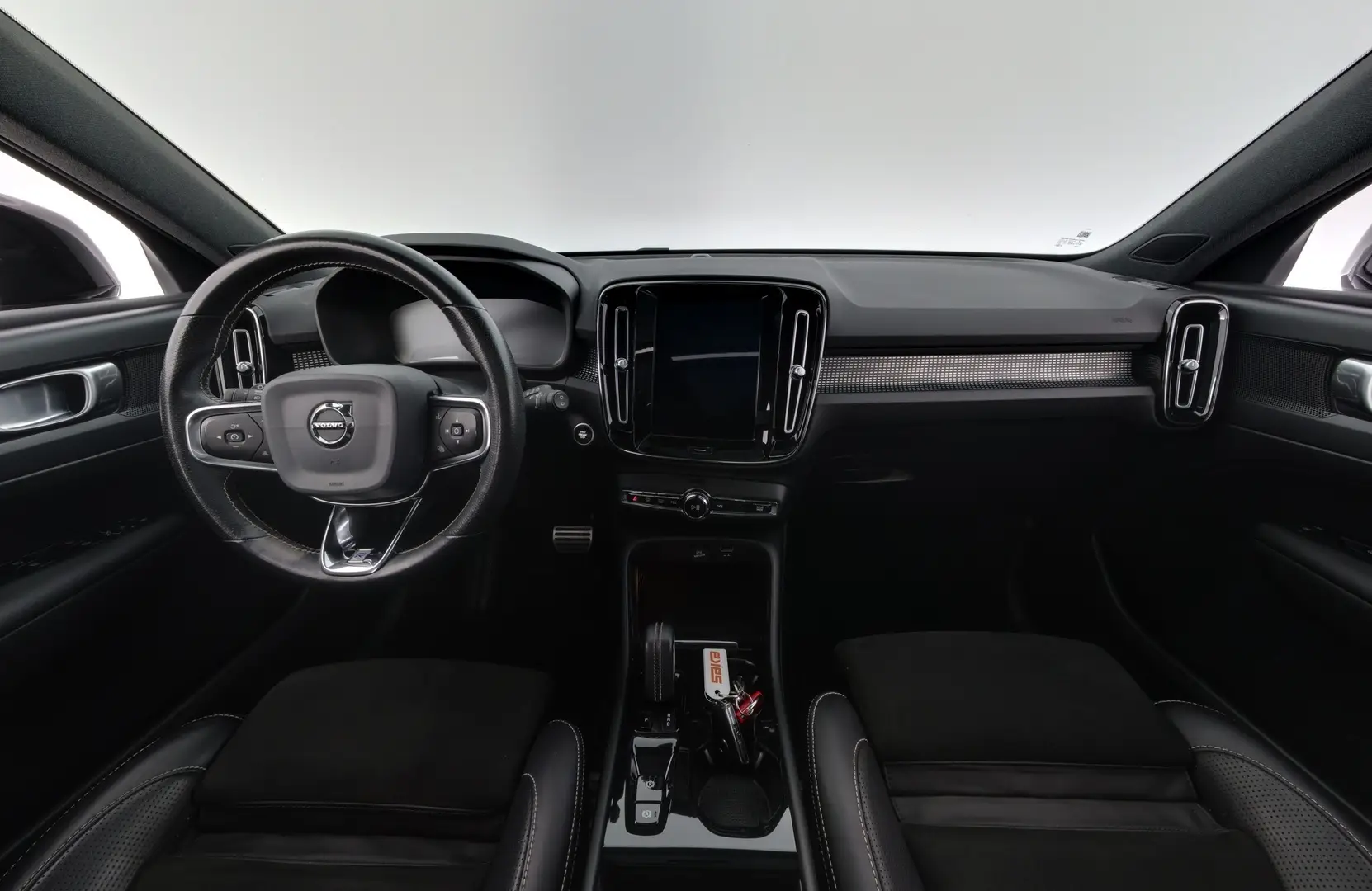 Car Image - CnpKPZpj6g7k8B8LIJrIh