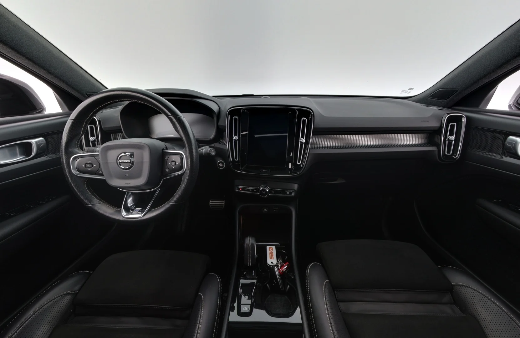 Car Image - CnpKPZpj6g7k8B8LIJrIh
