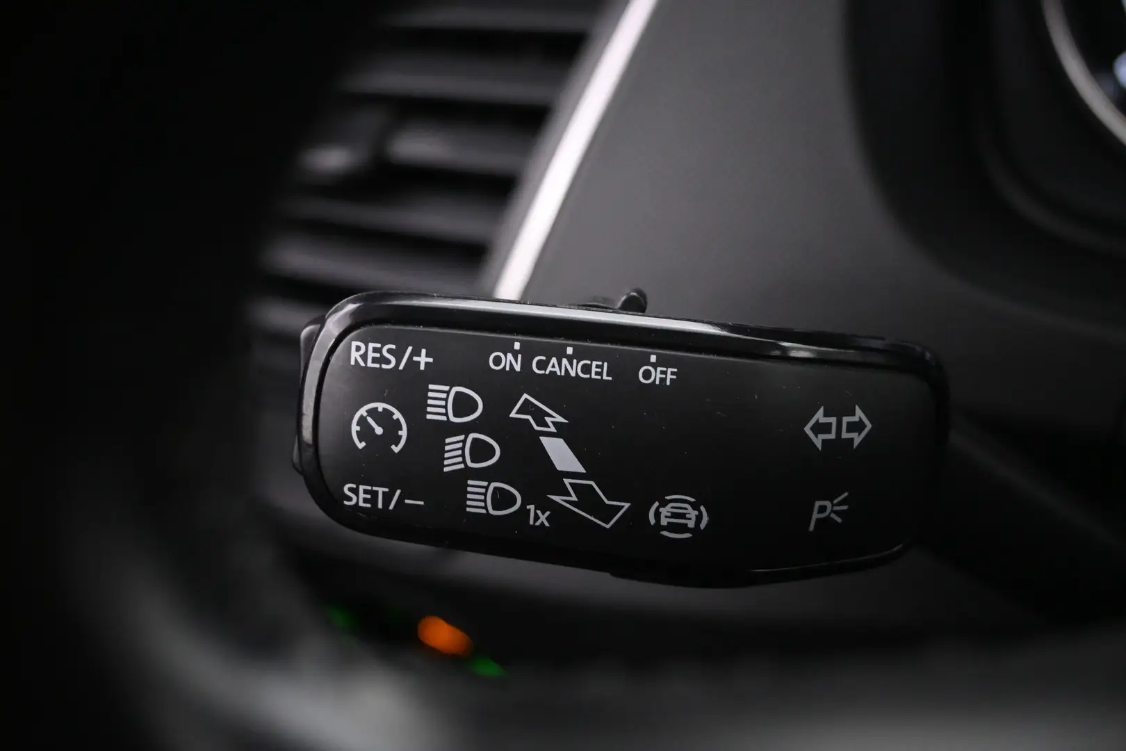 Car Image - 1HLuRVWYjBVb0U5lgCuk3x