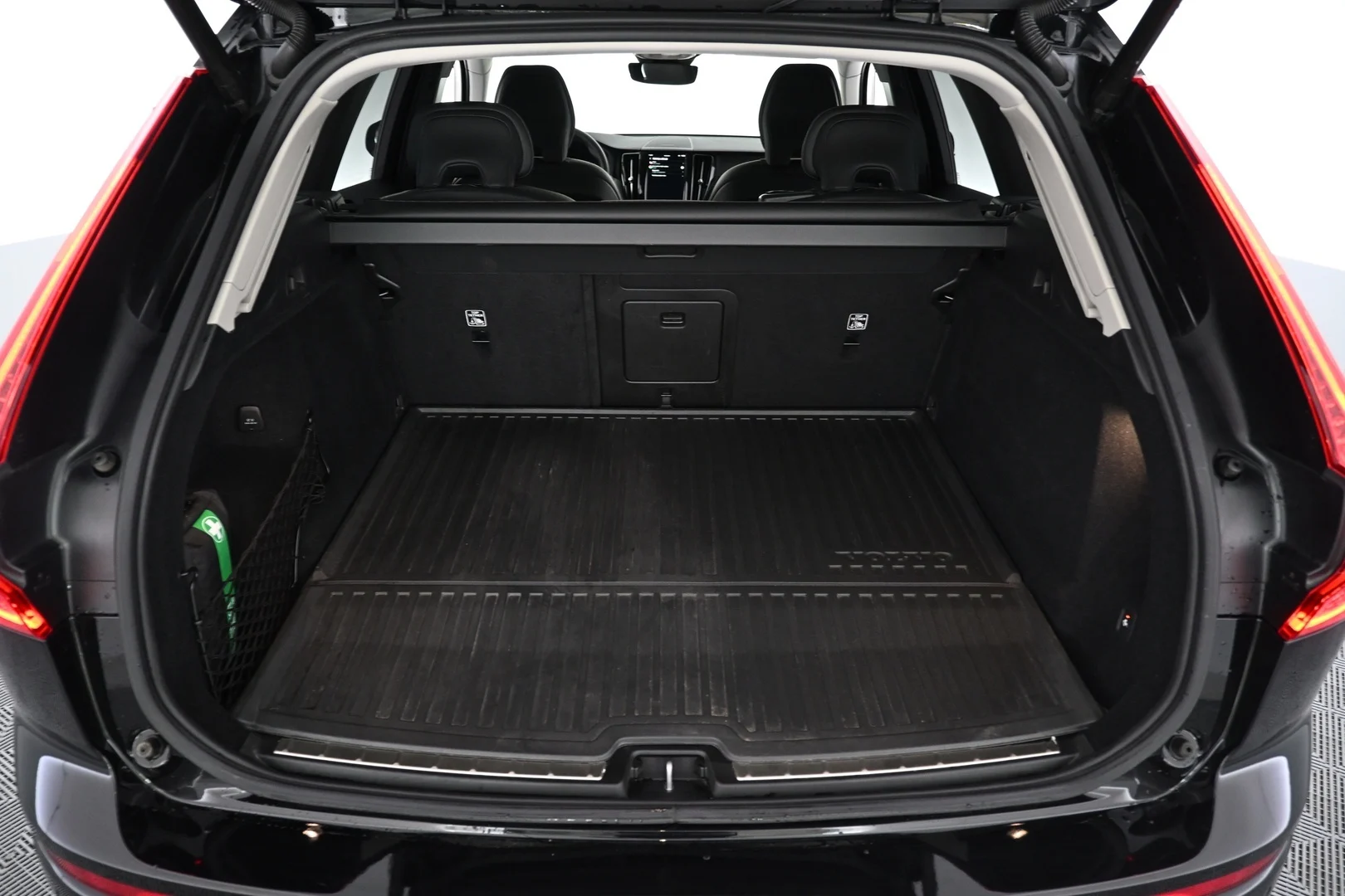 Car Image - 1aws4qwXzAG7Jqu1txr3cW